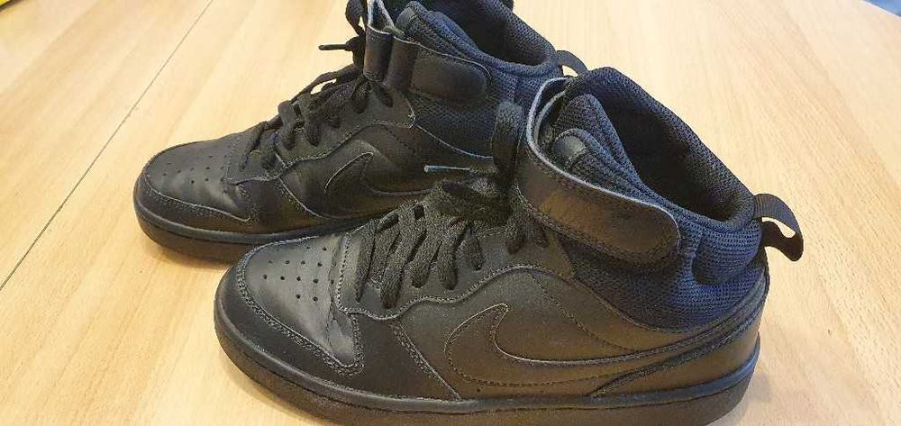 Дамски кецове на Nike