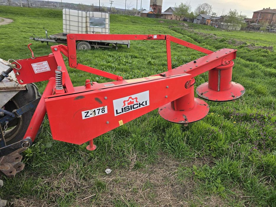 Tractor Ford 2000 si cositoare Lisicki