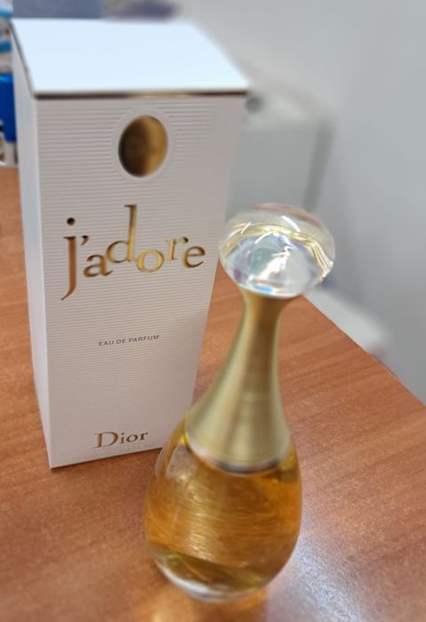 Parfum  dama Jadore