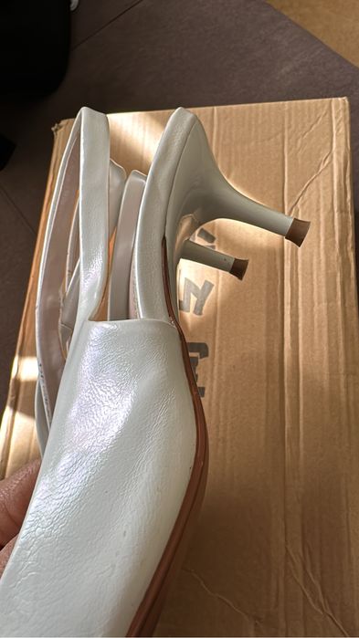 Продаю сапоги  туфли