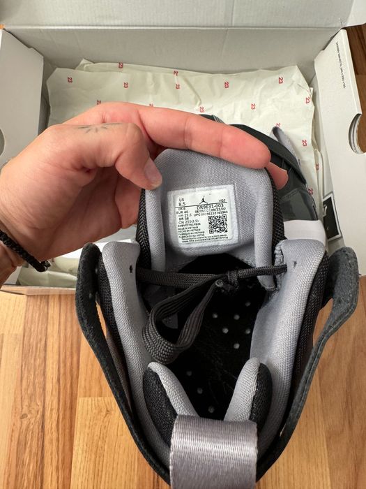 Vând Jordan jumpman two trey