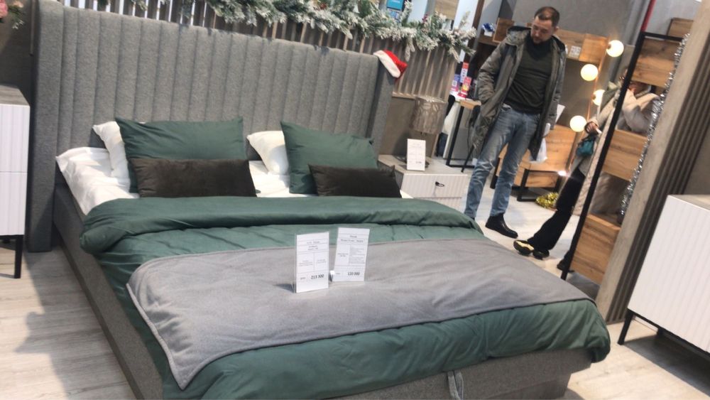 Мебель в илевльном состояние