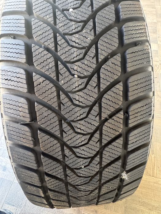 225/45 R19 si 255/45 R 19