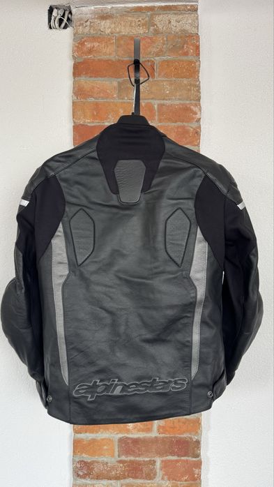 Кожено яке Alpinestars 48
