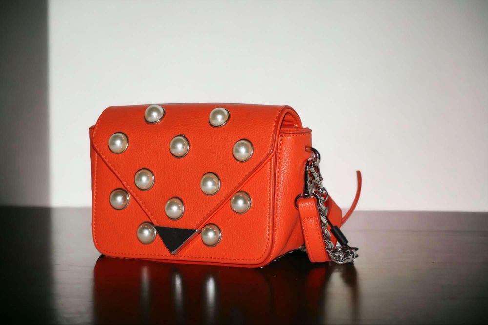 Стилни чанти и раници