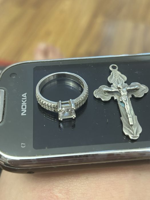 Серебреные изделия кольцо