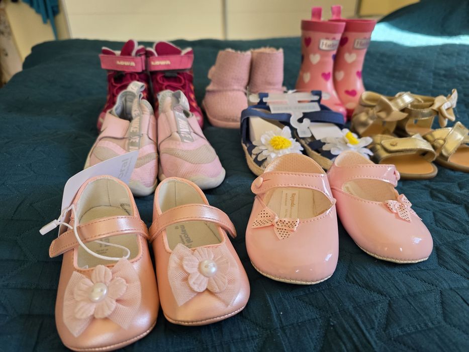 Сандалки, обувки и о ботушки- 18-24 размер UGG, Lowa,Nike