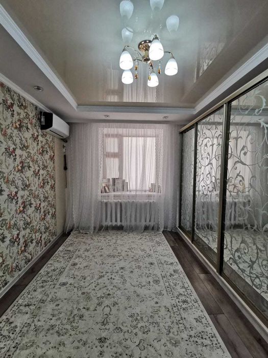 Продаётся 3 комн квартира