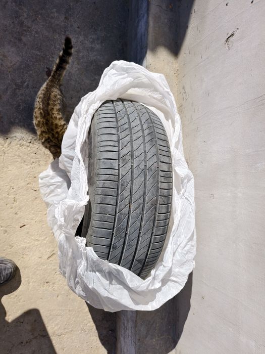 Продам michelin покрышка