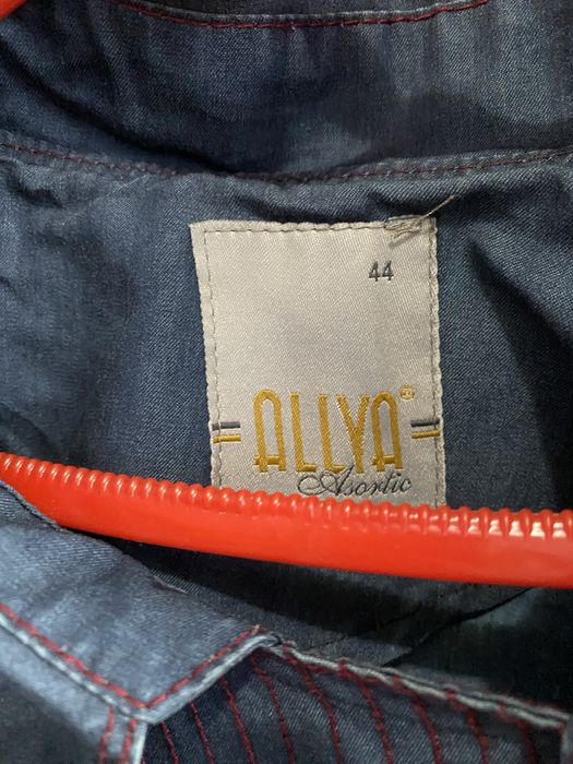 Ayollar jensi plashi