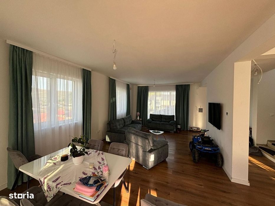 Livezeni - Vanzare casa 4 camere - Str. Padurii