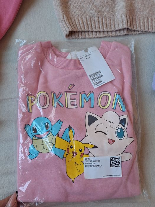 Нови зимни пуловери размер 116 (5-6 години)