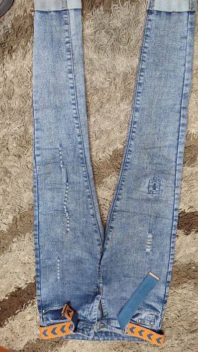 Продам стль бара по 500 пятьсот