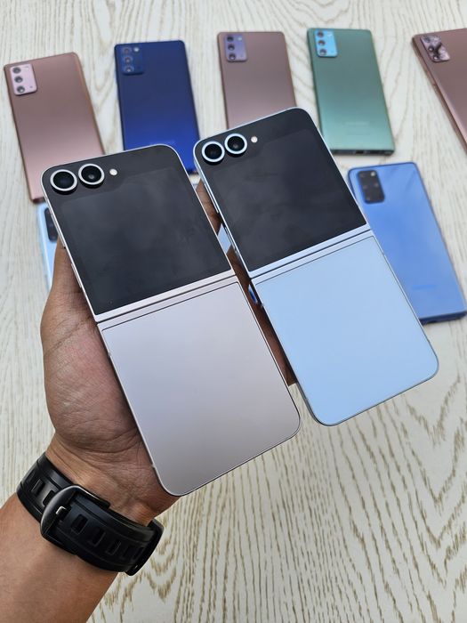 Samsung Galaxy Z Flip 6 (5G). OzU 12/256 GB. Garantya bor. Ime o'tkan