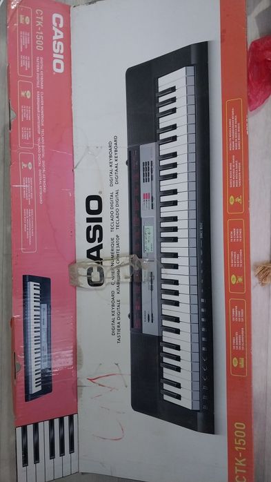 Продаётся синтезатор Саsio