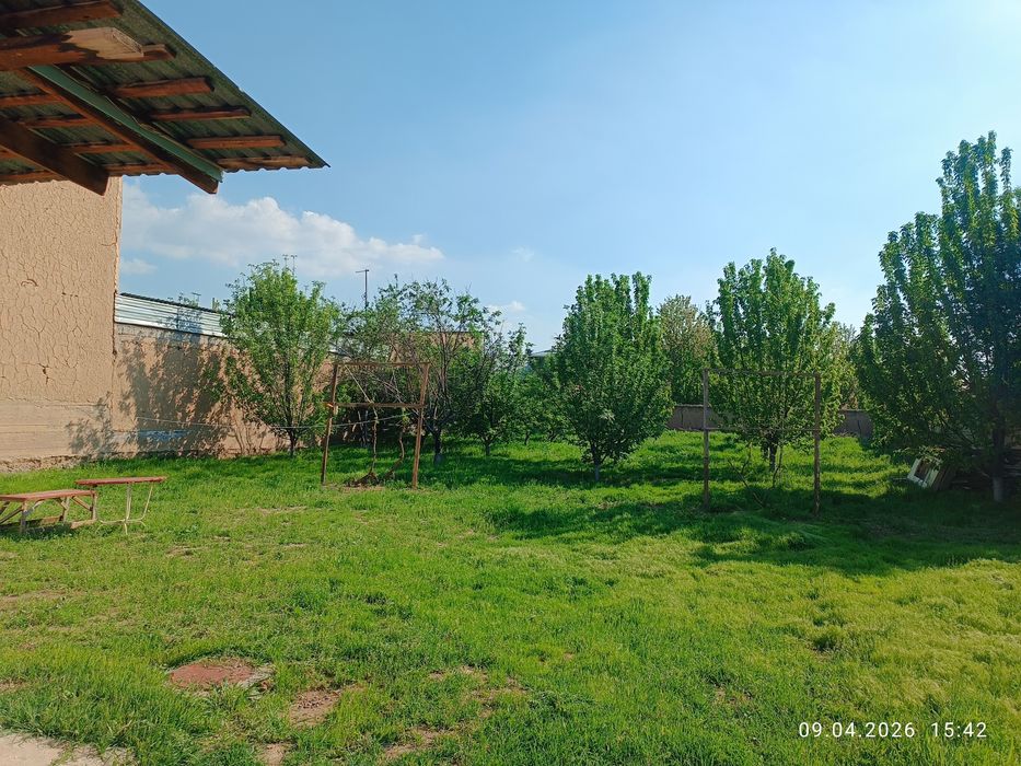 Оила учун 2 хона уй ижарага.