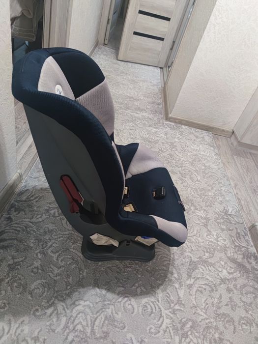 Продам кресло автомобильное