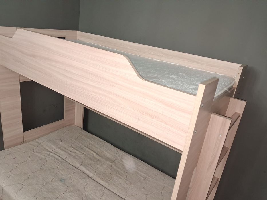 Диван,2х кровать,шкафы