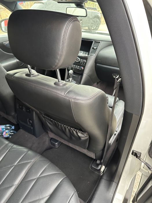 Infiniti fx30d s premiom