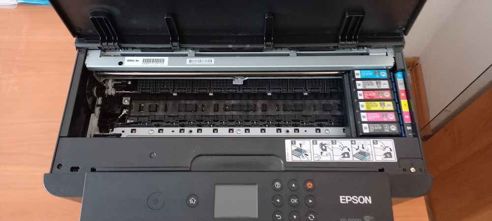 Продам профисиональный принтер печатаеть высоком качестве,