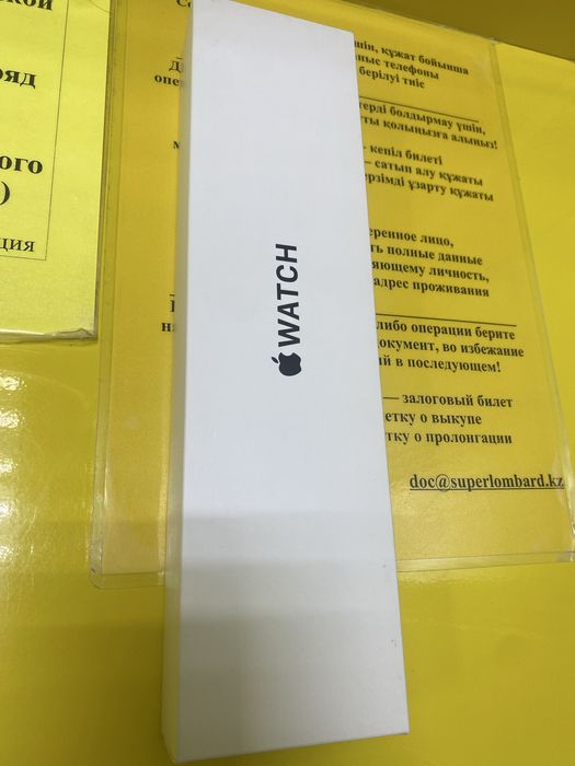 Продам apple watch SE оригинал
