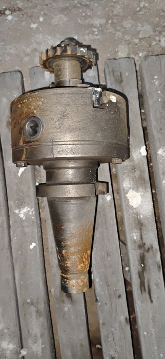 Патрон для токарного станка