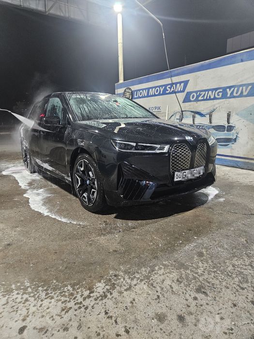 BMW автомобили сотилади