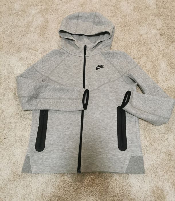 Hanorac Nike Tech (copii 12-13 ani)