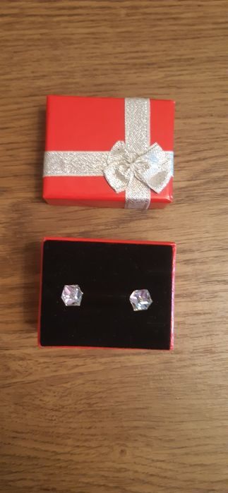 Обеци с австрийски кристали