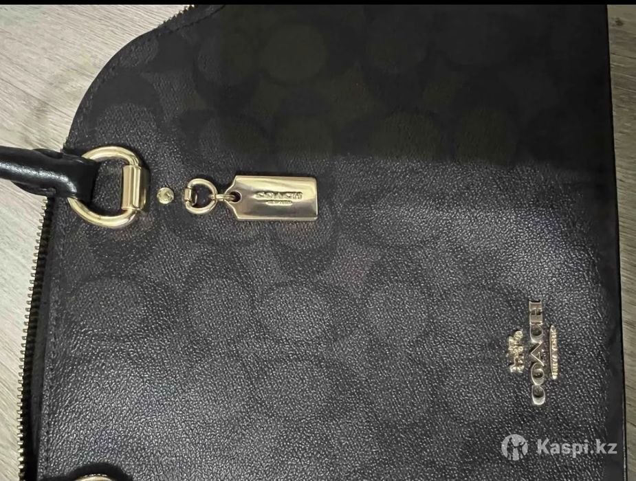 Сумка кожаная Coach