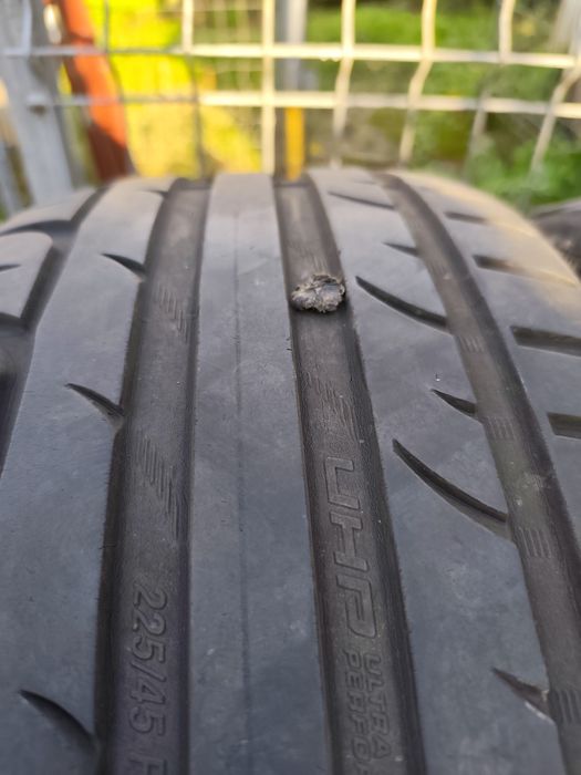 Set 4 buc vara 225 45 R17 - 450 lei