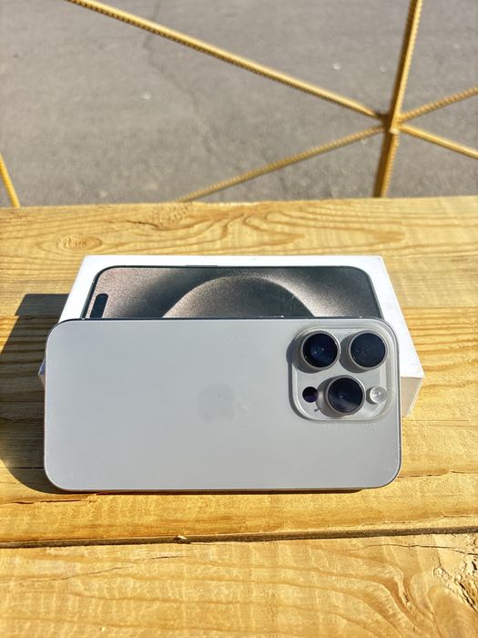 Iphone 15 pro 256GB серый