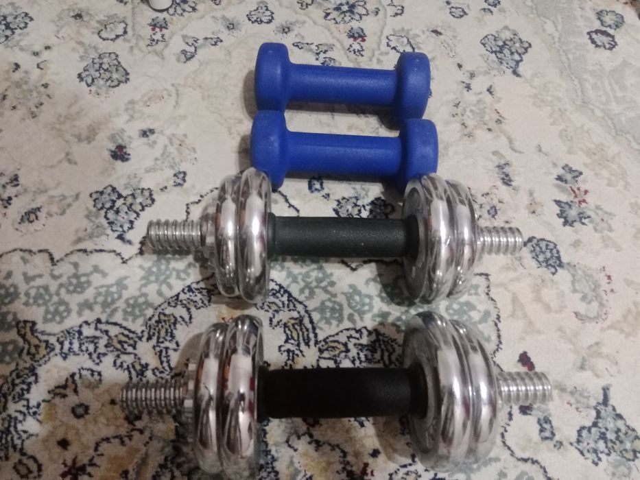 Продаю гантели!!
