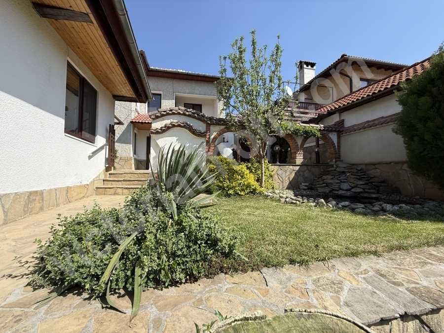 Продава се Къща в Дебелец - 150 кв.м за 1334 €/кв.м - Снимка #16