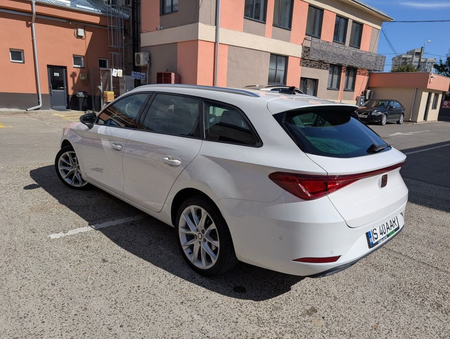 SEAT Leon 2021 — imagine 3