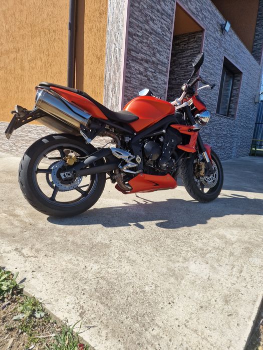 Triumph street triple 675r