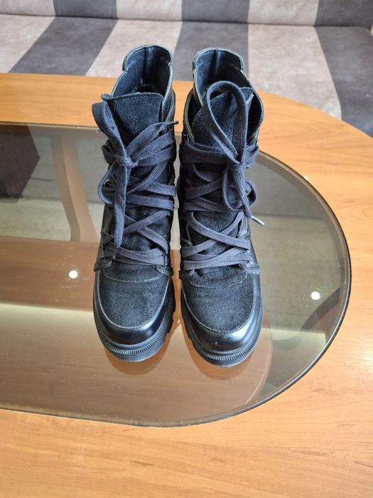 Дамски обувки различни видове