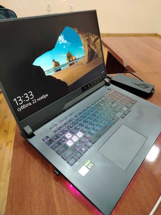 Noutbuk Asus ROG gaming ryzen7