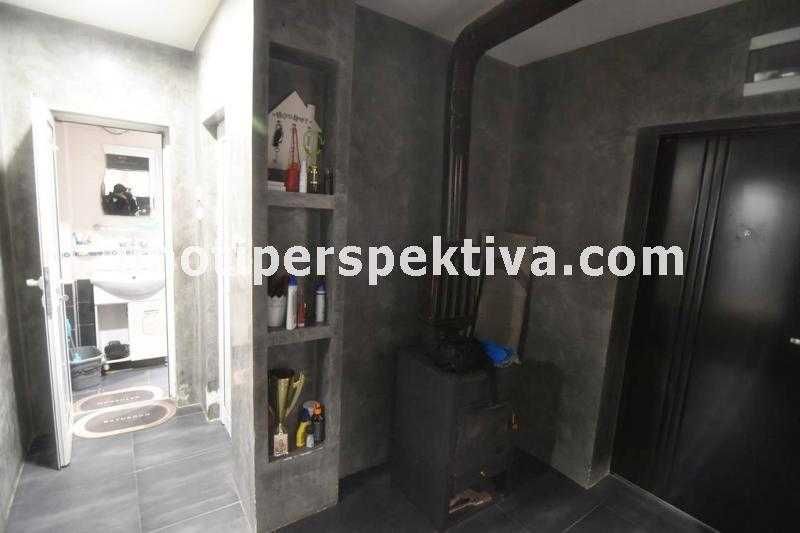 Продава се Етаж от къща в Пловдив, Христо Смирненски - 180 кв.м за 425 €/кв.м - Снимка #11