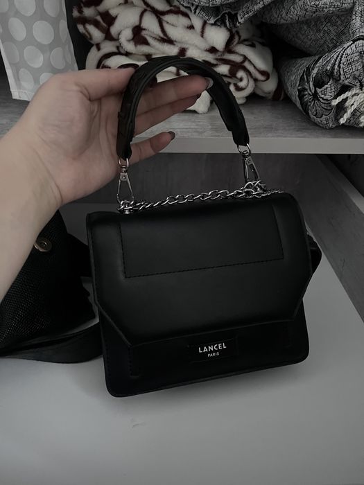 Продам кожаную сумочку