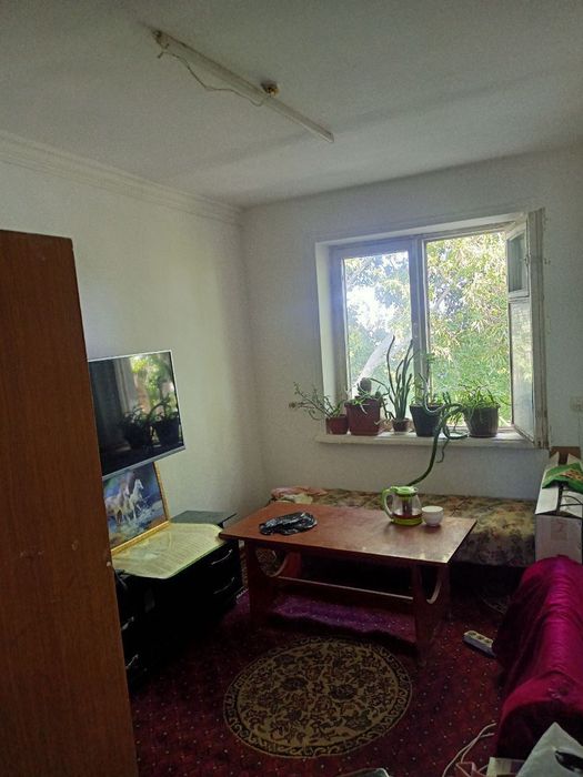 Квартира в Чирчике 3-х комнатная срочно продам реальным клиентам уступ