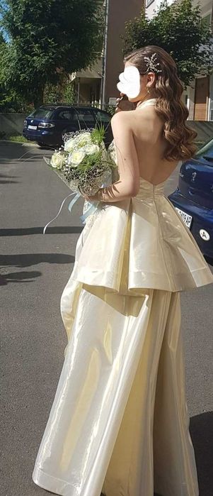 Официална бутикова рокля