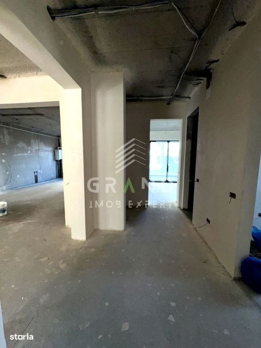 Spațiu Comercial 120Mp | 4 Incăperi | 3 Bai | Terasă 20Mp | Parcare