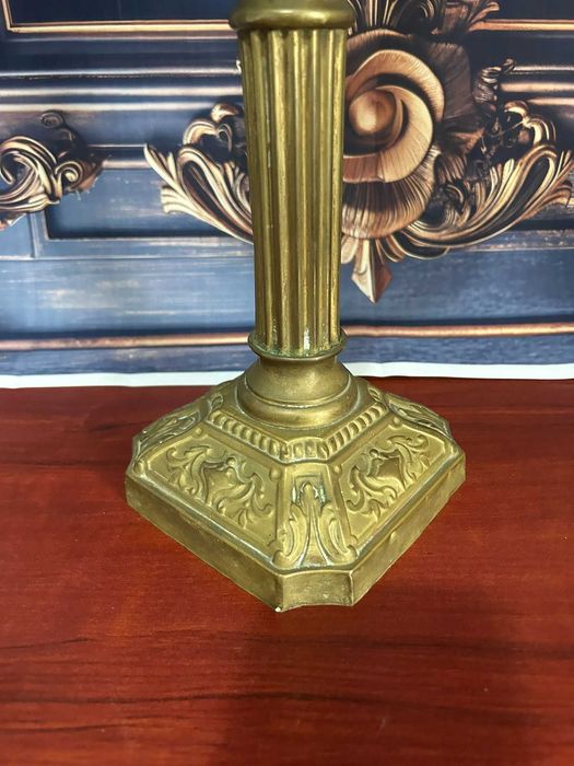 DN284 Lampa de petrol 1,8kg 40cm h 12x12cm baza + sticla 5cm diametru