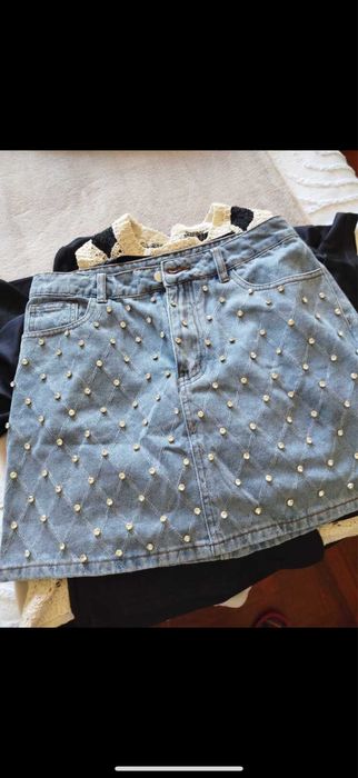 Дънкова пола с камъчета