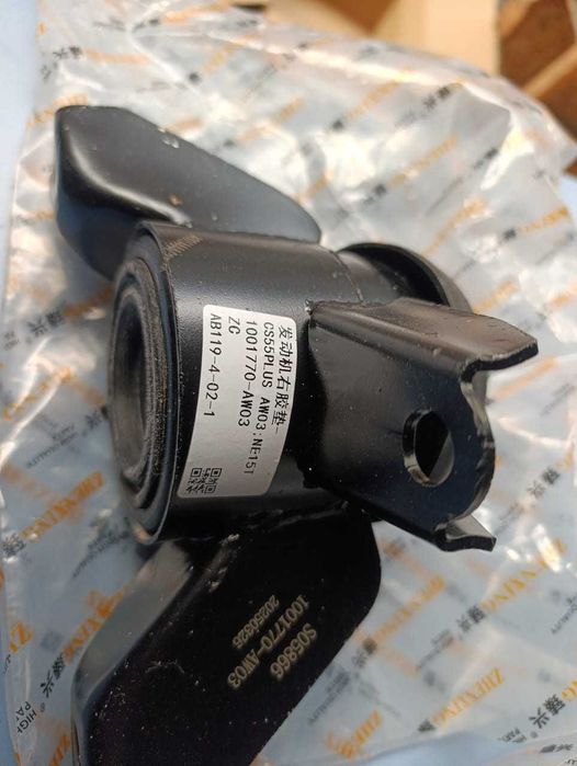 подушки двигателя  changan cs55 plus cs65