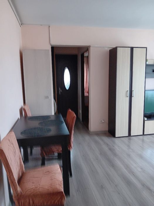 Apartament de închiriat