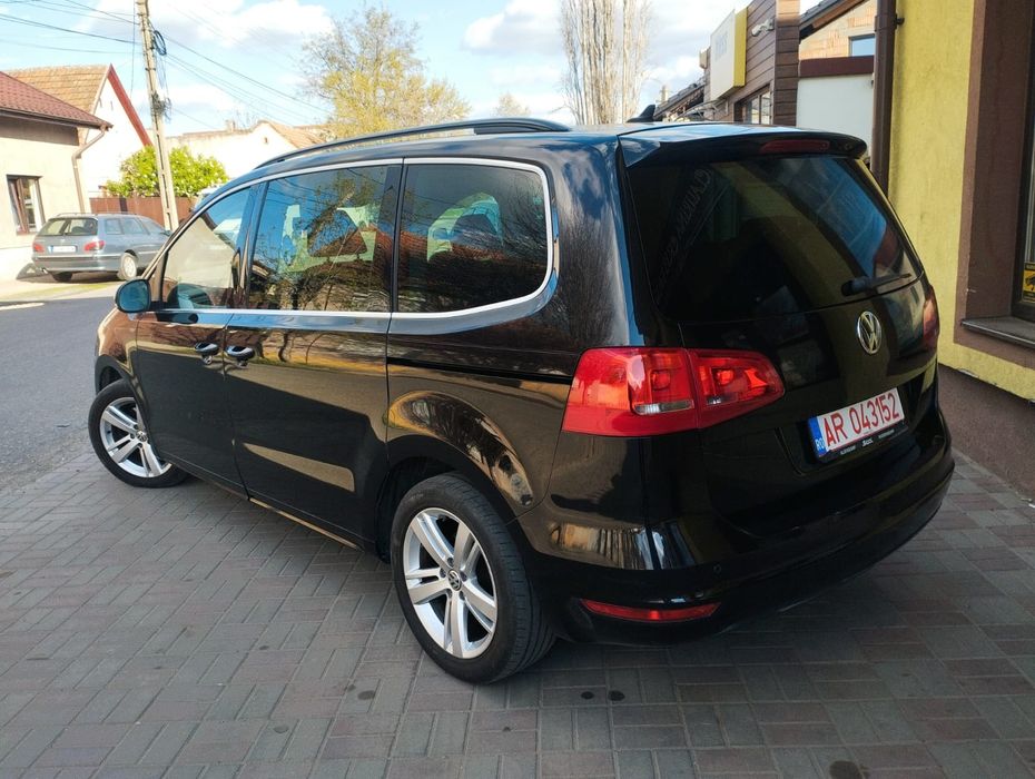 Vw Sharan Highline Match Paket 7 Loc 2.0 TDI 140 cp