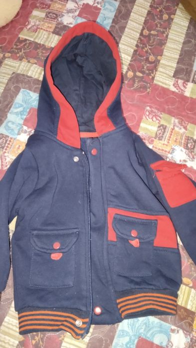 Кофты детские продам