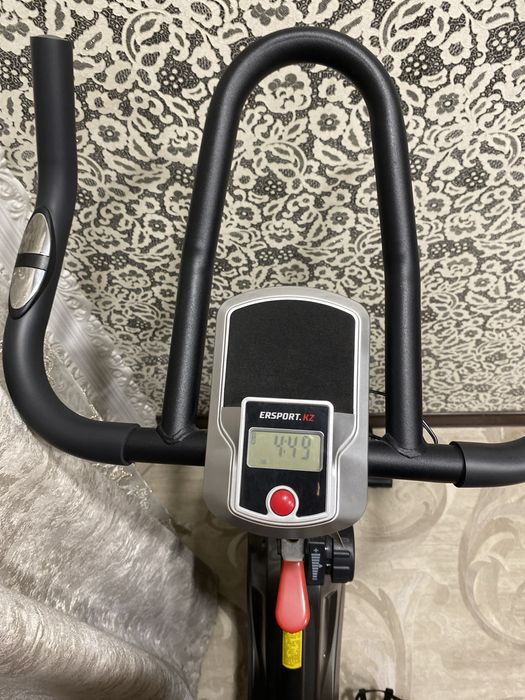 Велотренажер в отличном состоянии